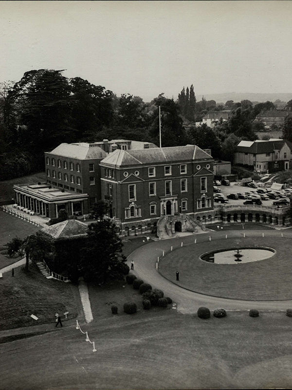 Coronation Course - Image 10