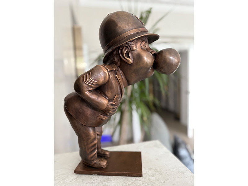 Bobbly sculpture Gallery